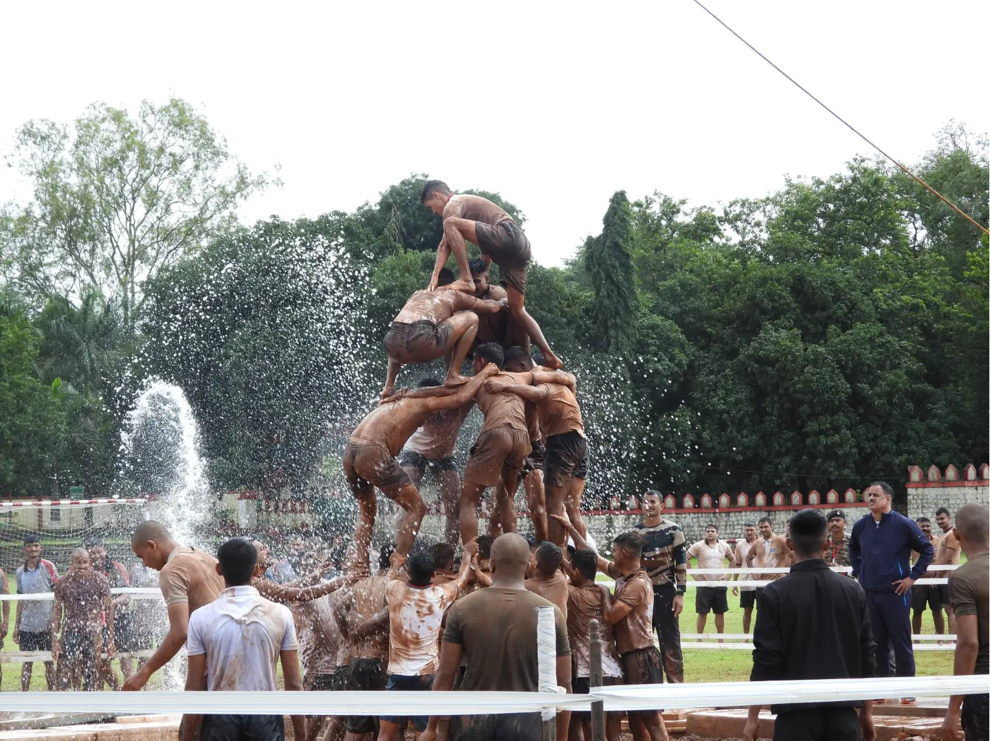 *मराठा लाईट इन्फंट्री रेजिमेंटल सेंटर येथे श्रीकृष्ण जन्माष्टमीचा सण आणि दहीहंडी अपूर्व उत्साहात भक्तीभावाने साजरा*