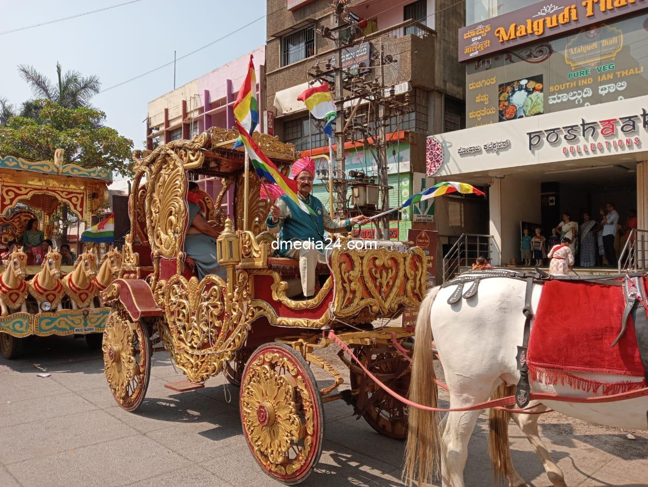 नूतन घर मंदिर अनावरण निमित्त भव्य शोभायात्रा