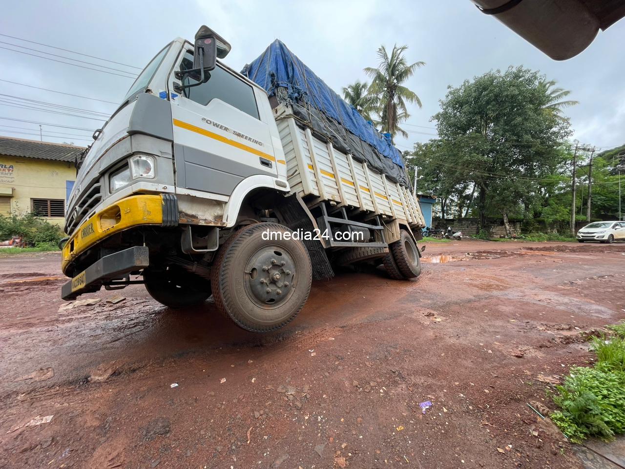 *L&T च्या चालू कामामुळे होत असलेल्या समस्यांबद्दल तीव्र नाराजी*